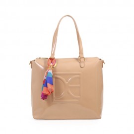 Bolsa Tote Charol con Mascada color Camel